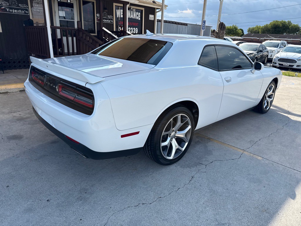 2015 Dodge Challenger Image 7