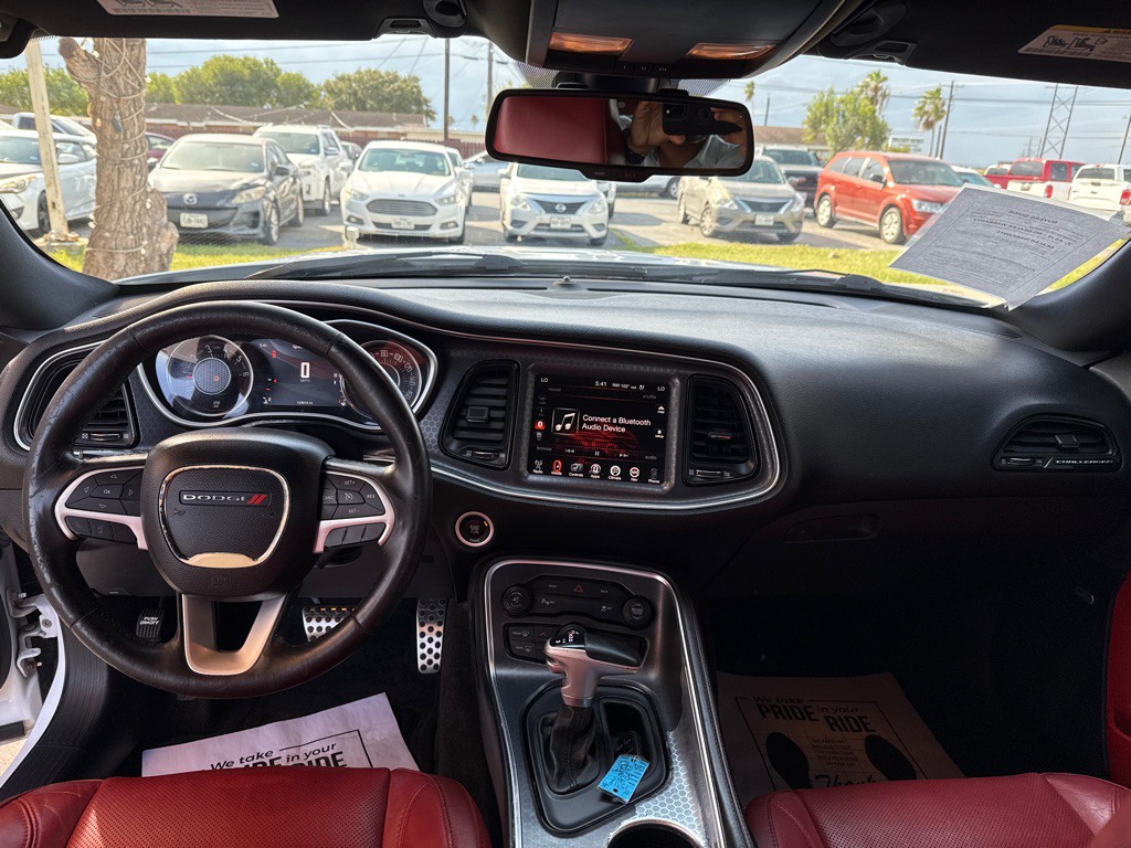 2015 Dodge Challenger Image 13