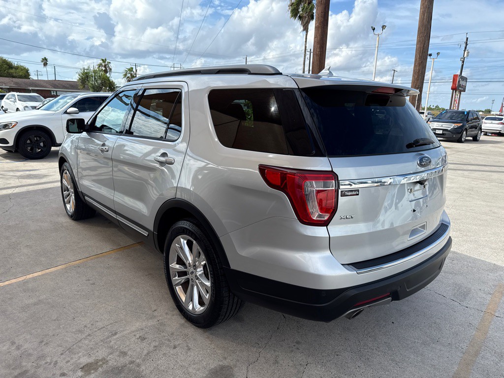 2018 Ford Explorer Image 5