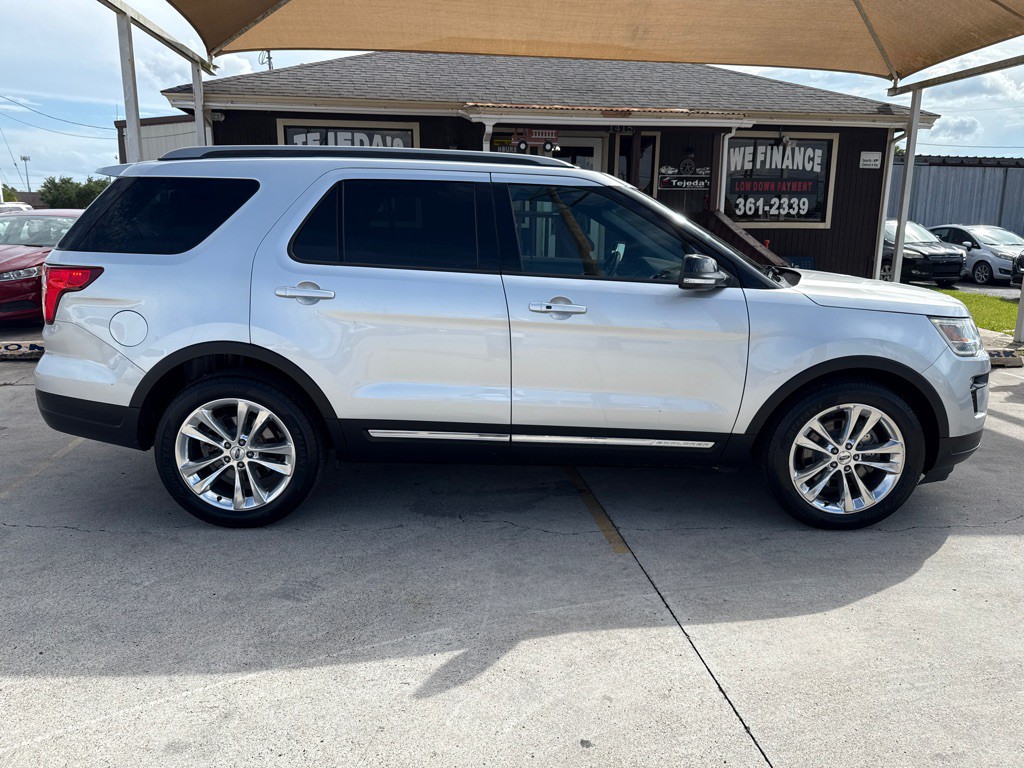 2018 Ford Explorer Image 9