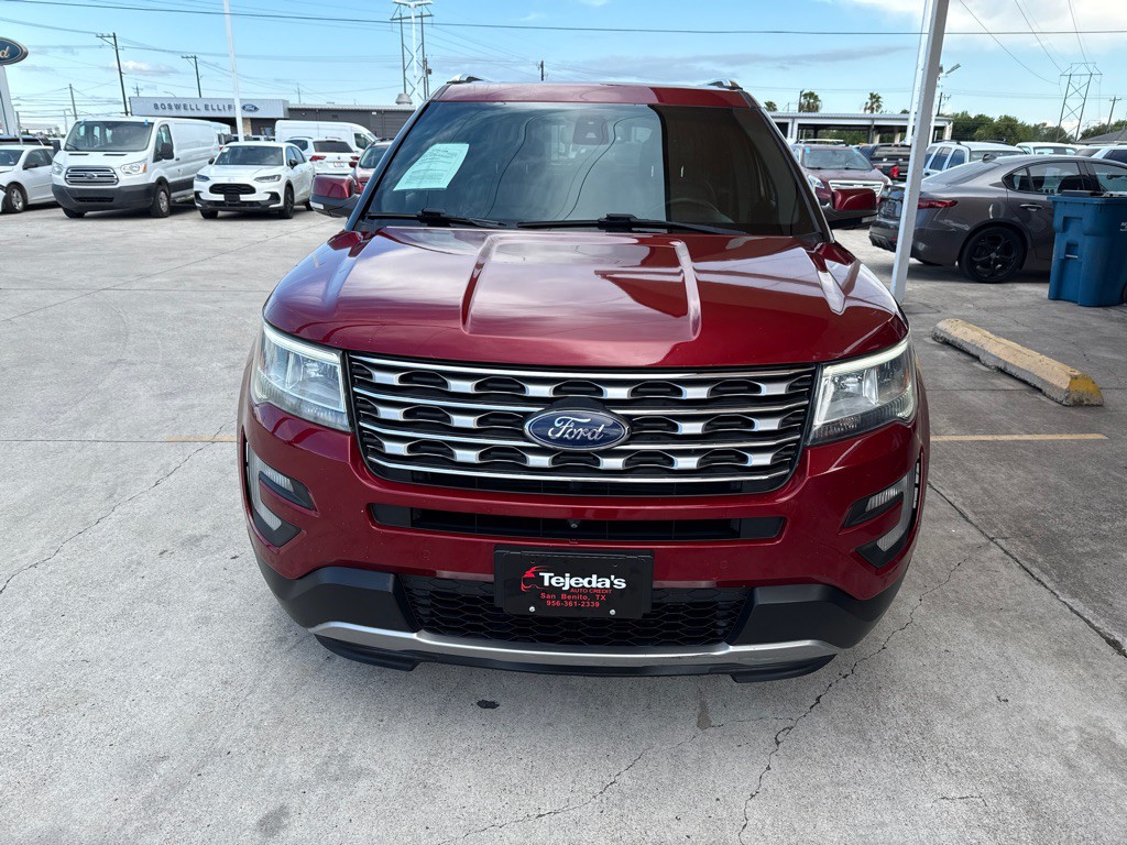 2017 Ford Explorer Image 2