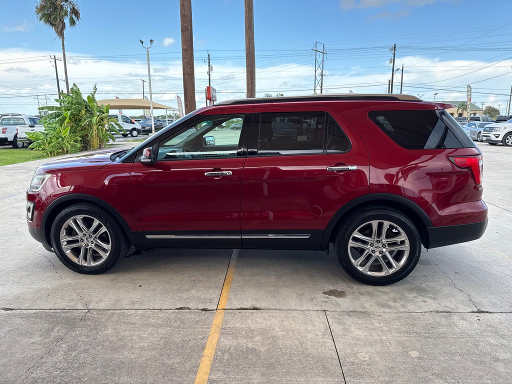2017 Ford Explorer Image 4