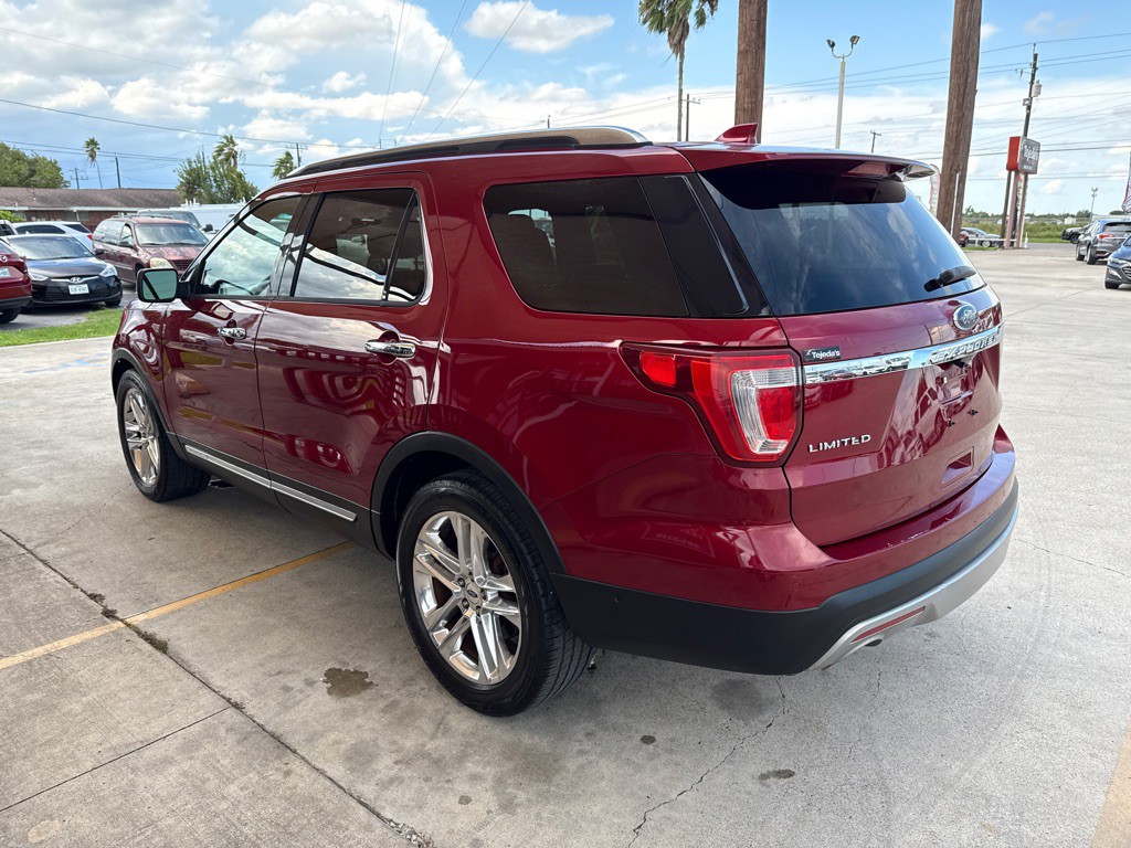 2017 Ford Explorer Image 5