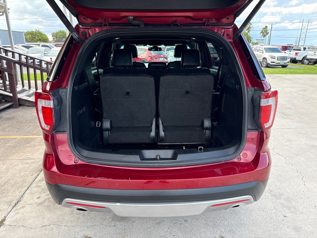 2017 Ford Explorer Image 7
