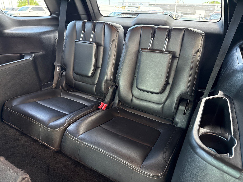 2017 Ford Explorer Image 14