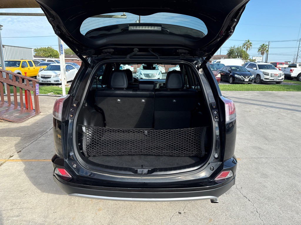 2017 Toyota Rav4 Image 7