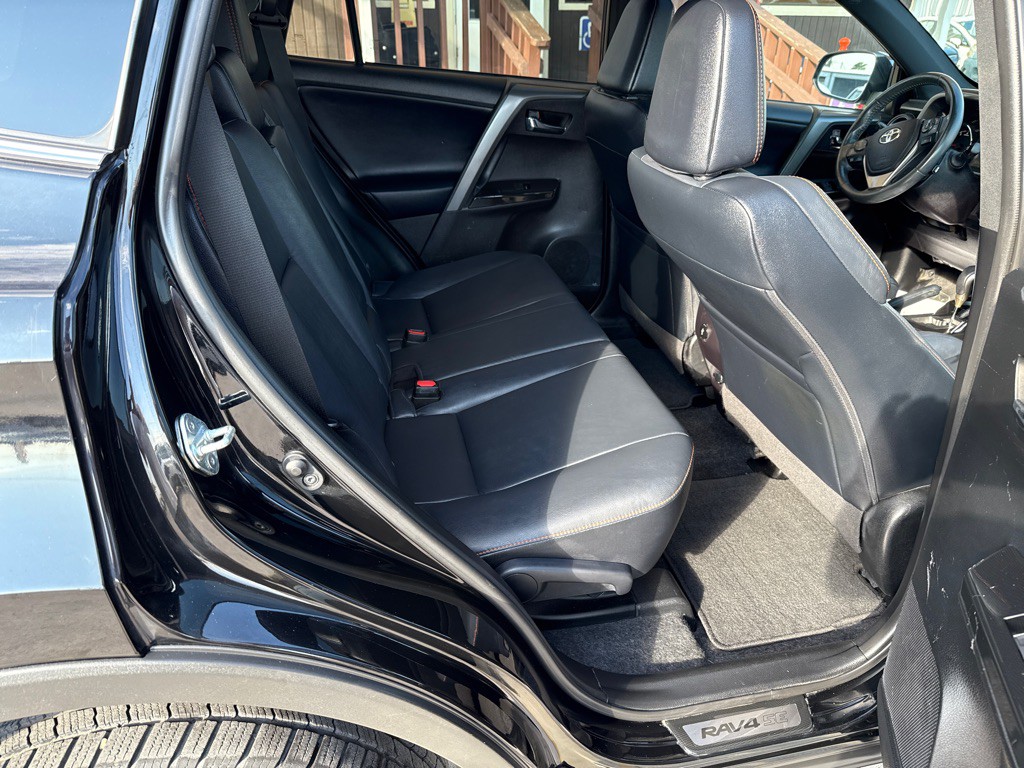 2017 Toyota Rav4 Image 14