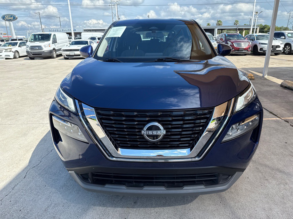 2023 Nissan Rogue Image 2
