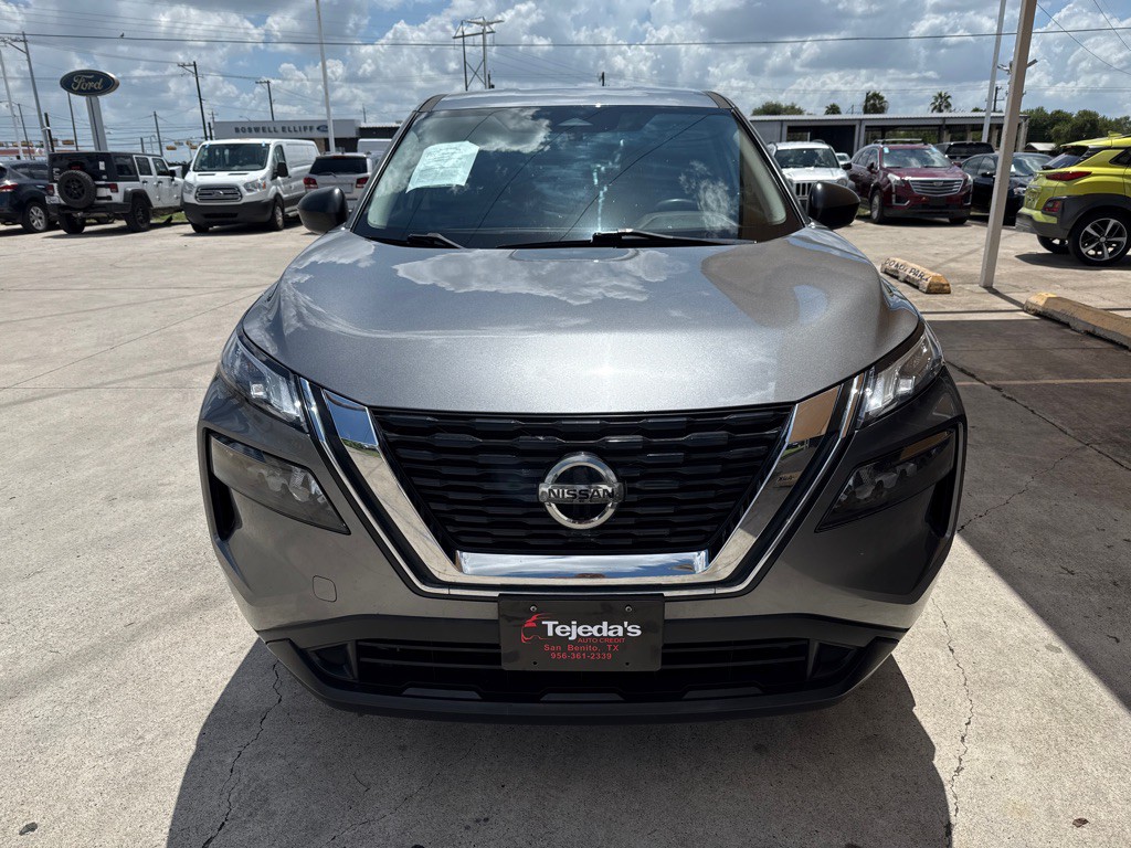 2021 Nissan Rogue Image 2