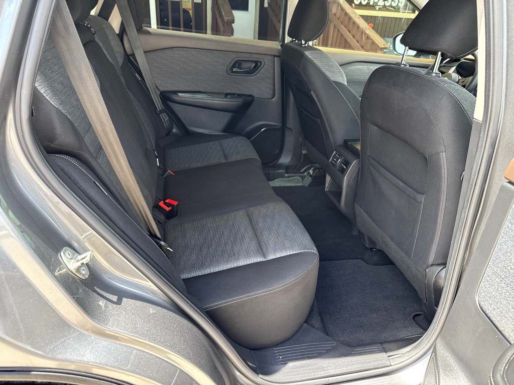 2021 Nissan Rogue Image 13