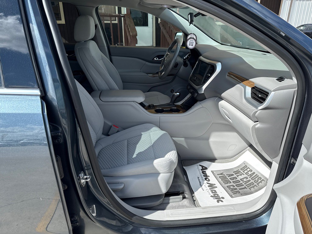 2019 GMC Acadia Image 17