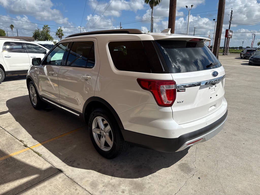 2016 Ford Explorer Image 5