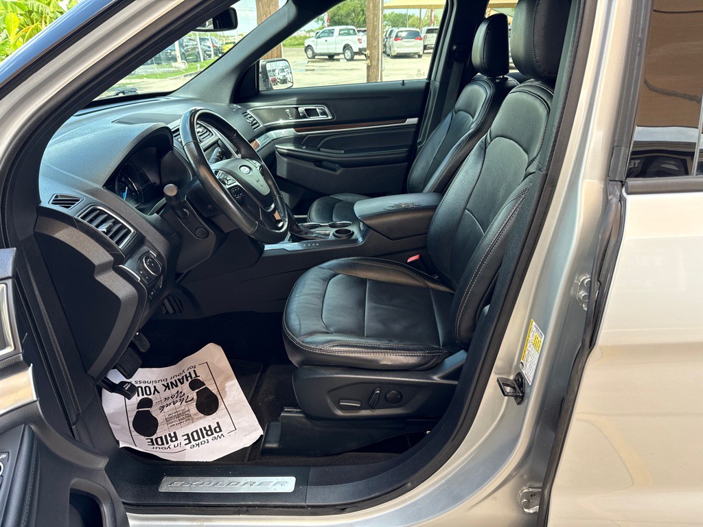 2019 Ford Explorer Image 12