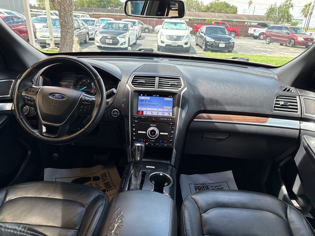2019 Ford Explorer Image 16