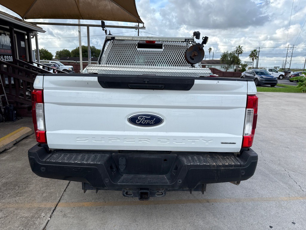 2017 Ford F-250 Image 6