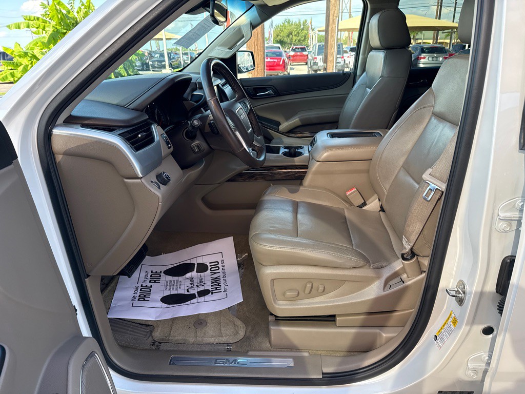 2016 GMC Yukon Image 12