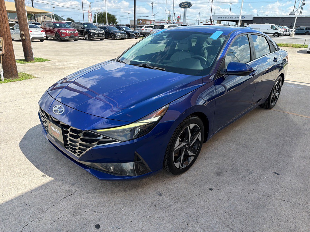 2021 Hyundai Elantra Image 3