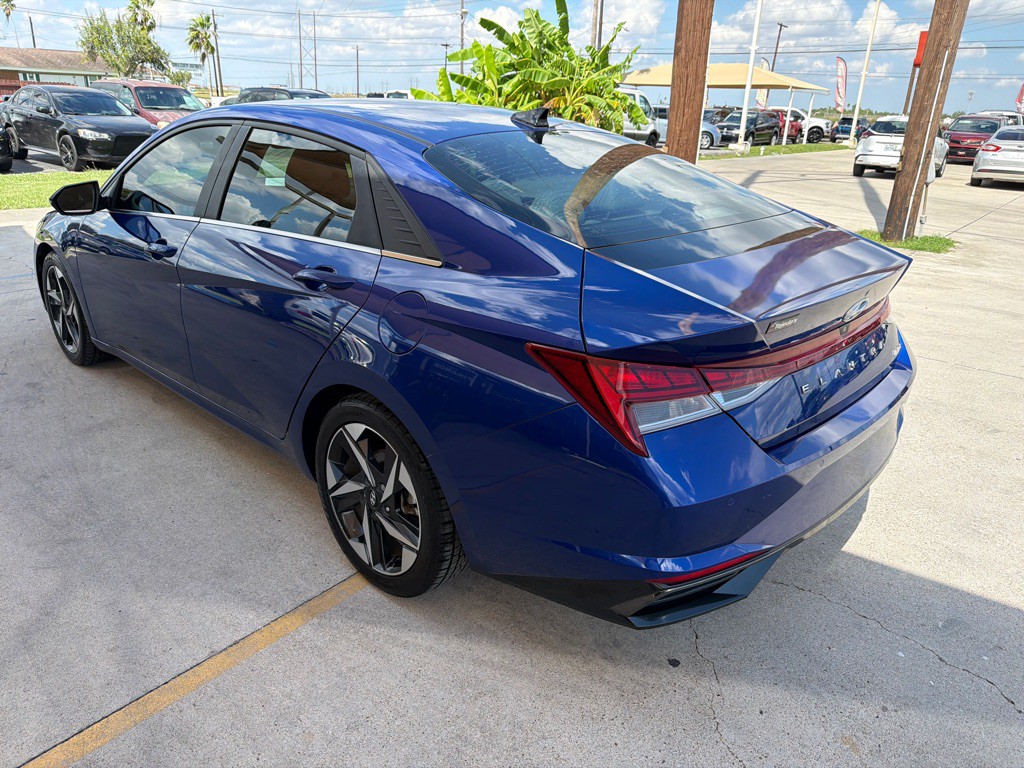 2021 Hyundai Elantra Image 5
