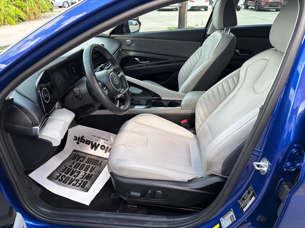 2021 Hyundai Elantra Image 12