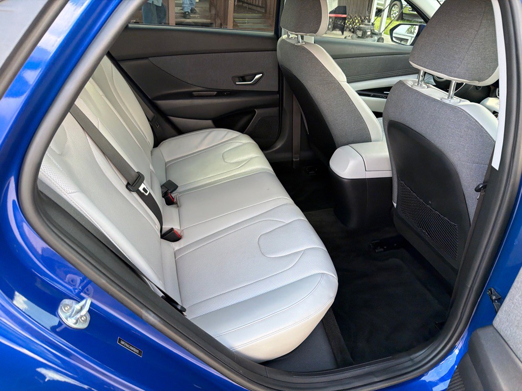 2021 Hyundai Elantra Image 14