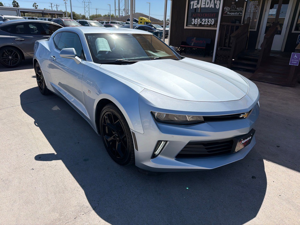 2017 Chevrolet Camaro Image 1