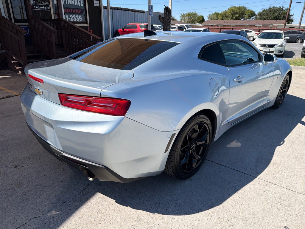 2017 Chevrolet Camaro Image 7