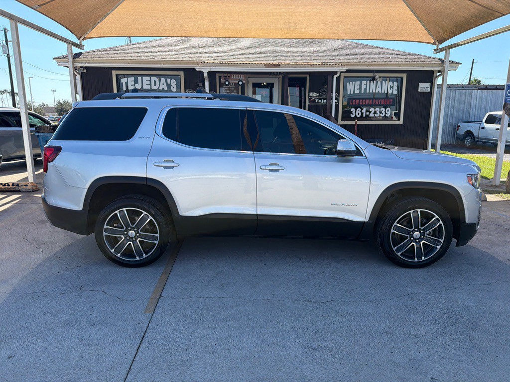 2020 GMC Acadia Image 9