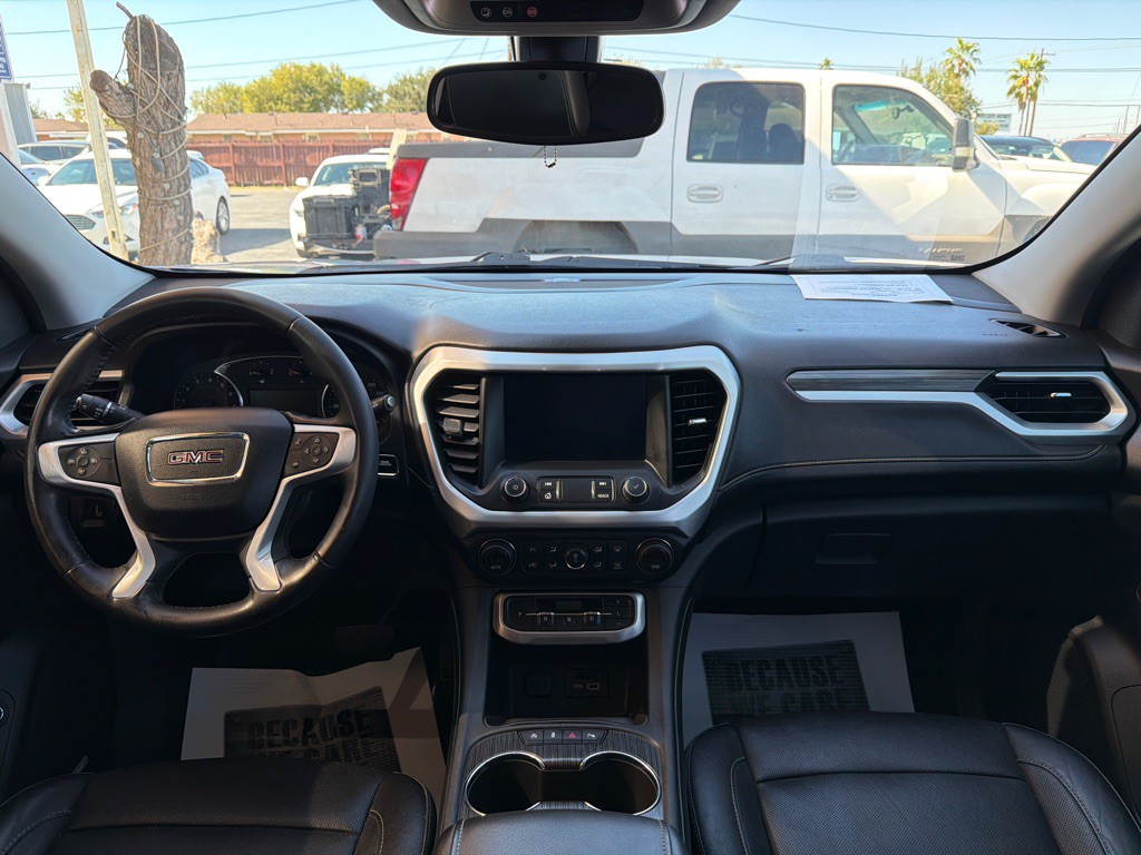 2020 GMC Acadia Image 16