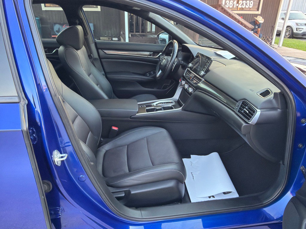 2021 Honda Accord Image 16
