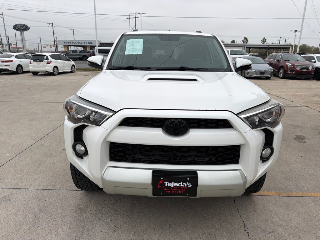 2019 Toyota 4Runner Image 2