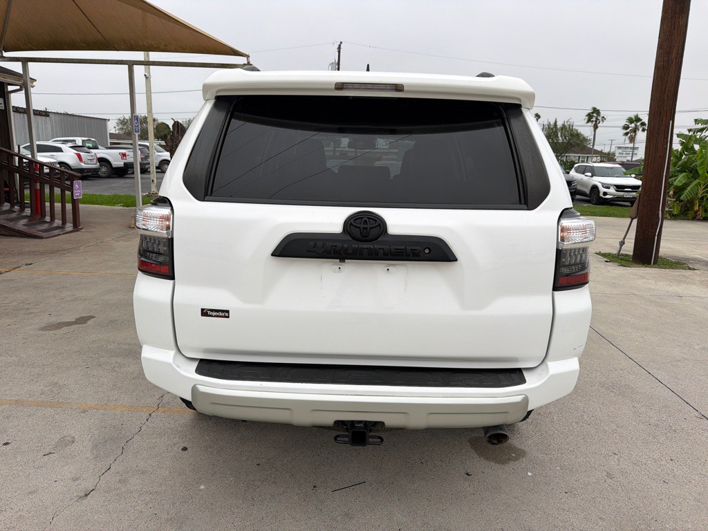 2019 Toyota 4Runner Image 6