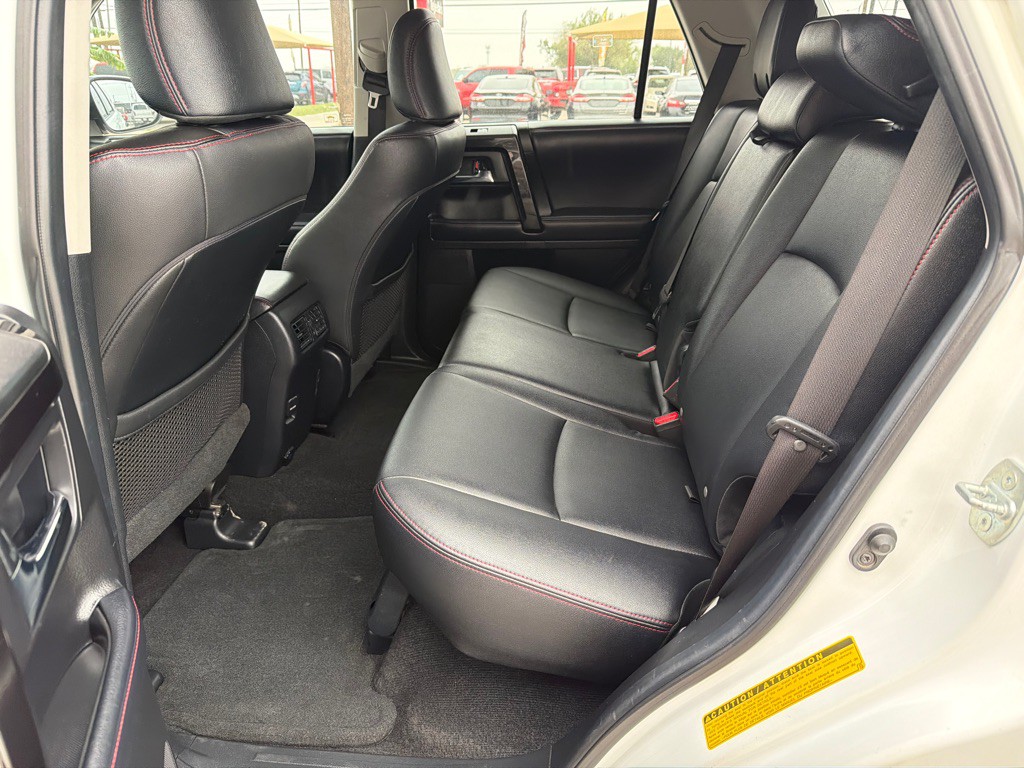 2019 Toyota 4Runner Image 12