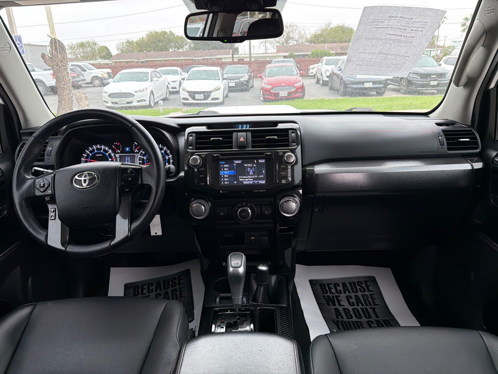 2019 Toyota 4Runner Image 15