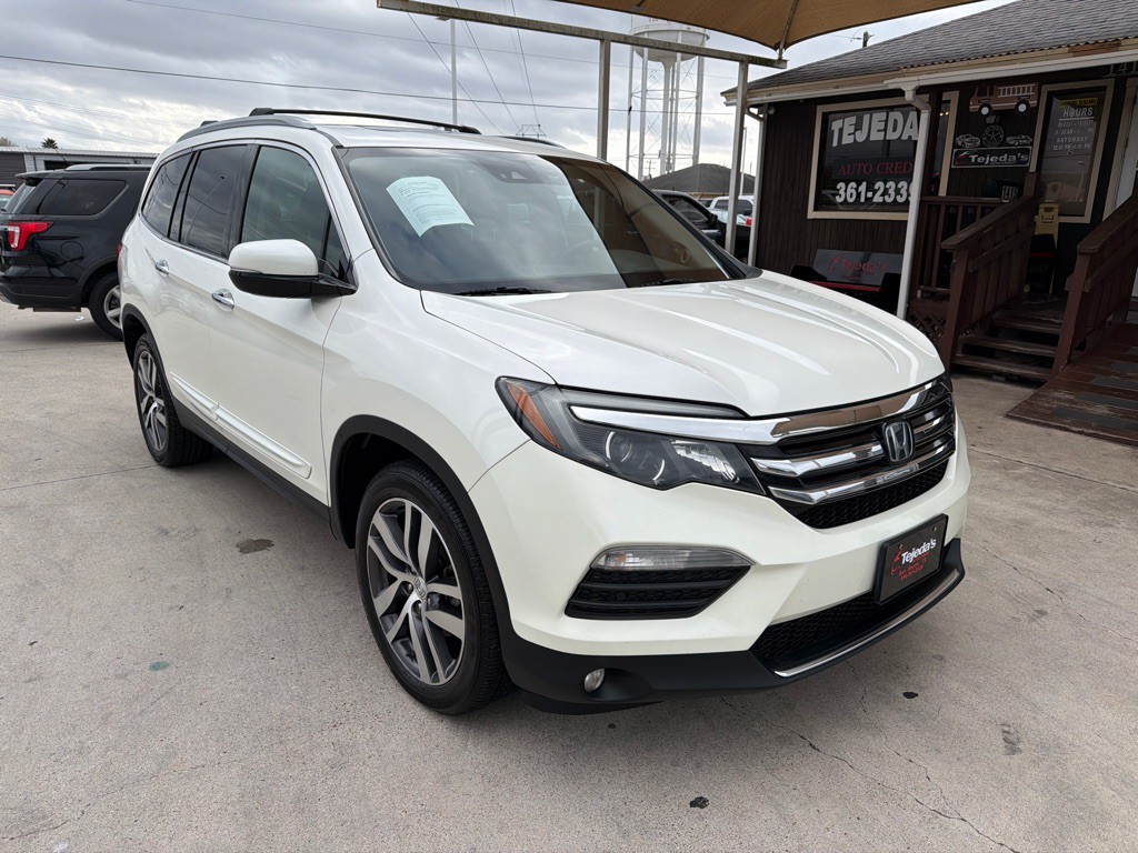 2017 Honda Pilot Image 1