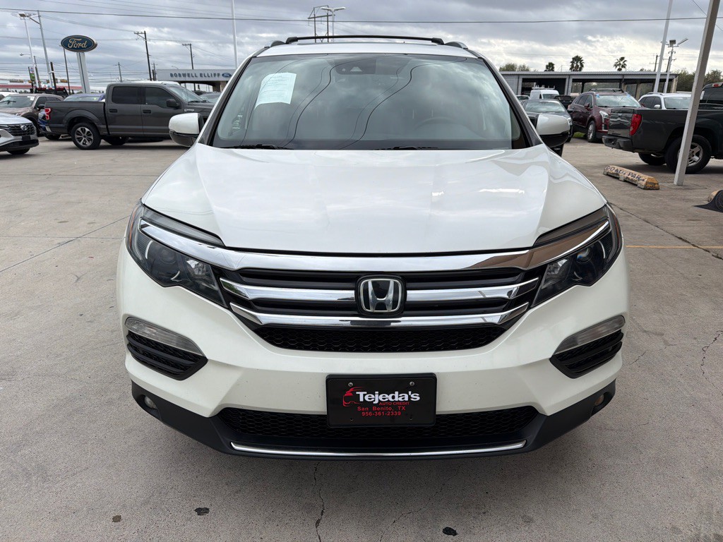 2017 Honda Pilot Image 2