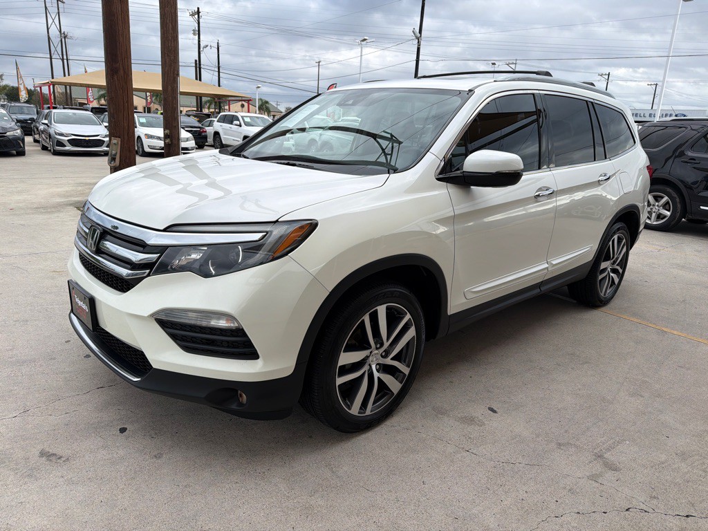 2017 Honda Pilot Image 3