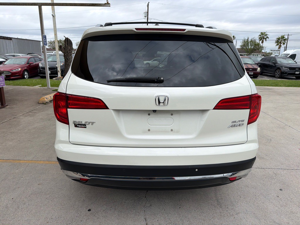 2017 Honda Pilot Image 6