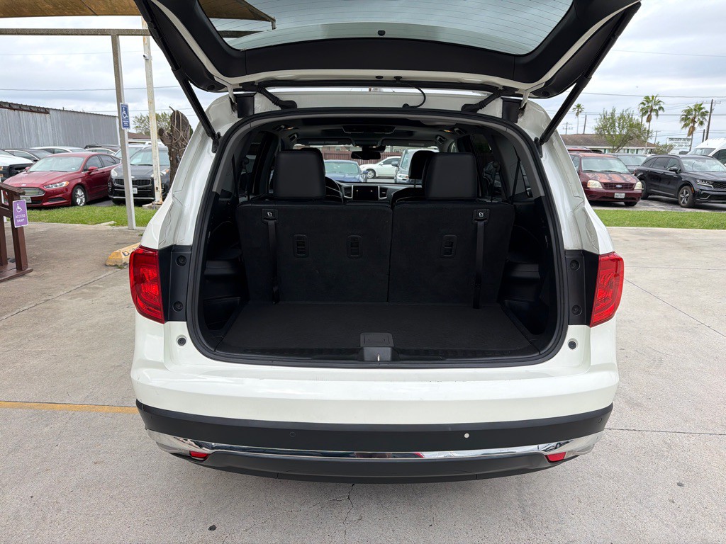2017 Honda Pilot Image 7