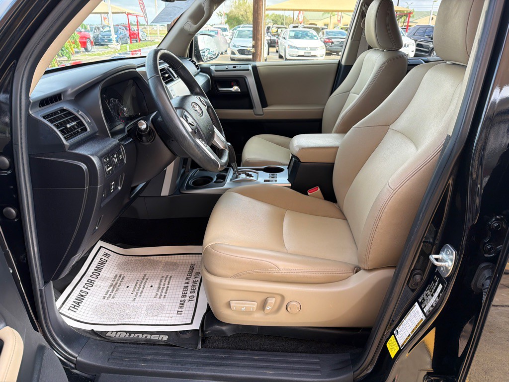 2020 Toyota 4Runner Image 12