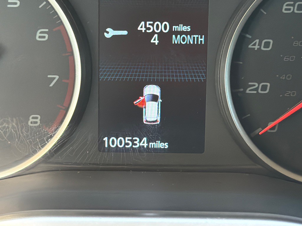 2018 Mitsubishi Eclipse Image 11