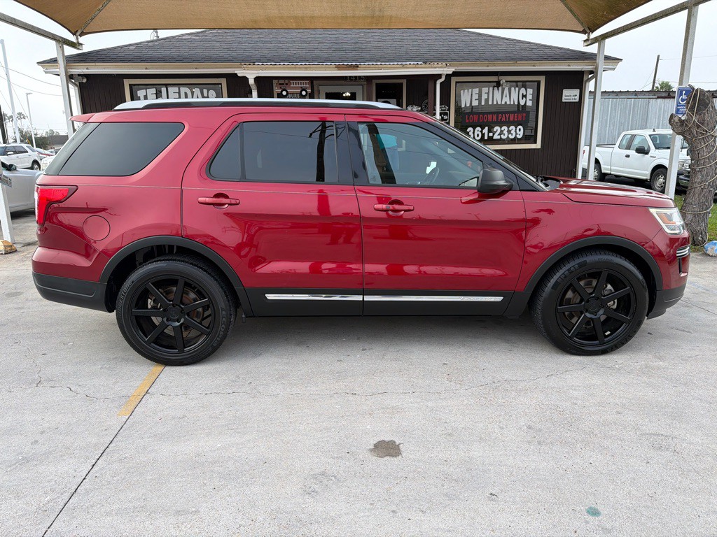 2018 Ford Explorer Image 9