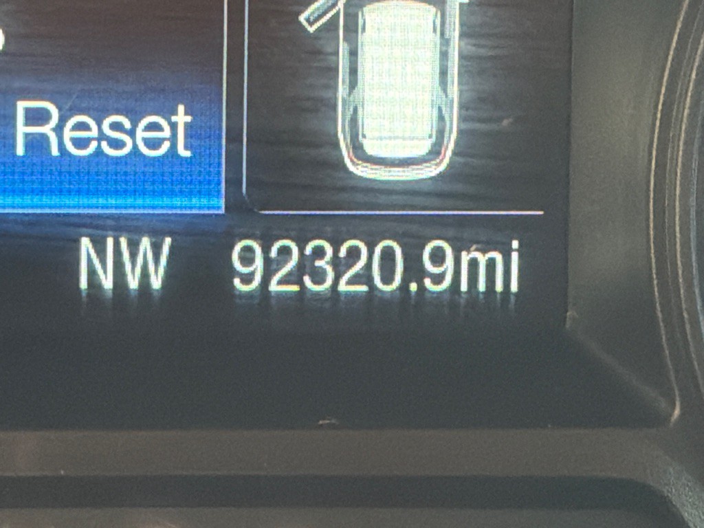 2018 Ford Explorer Image 11