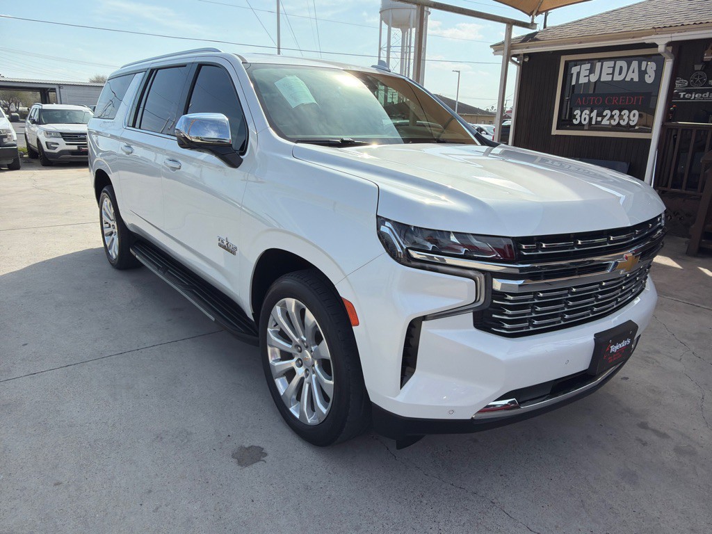2023 Chevrolet Suburban Image 1