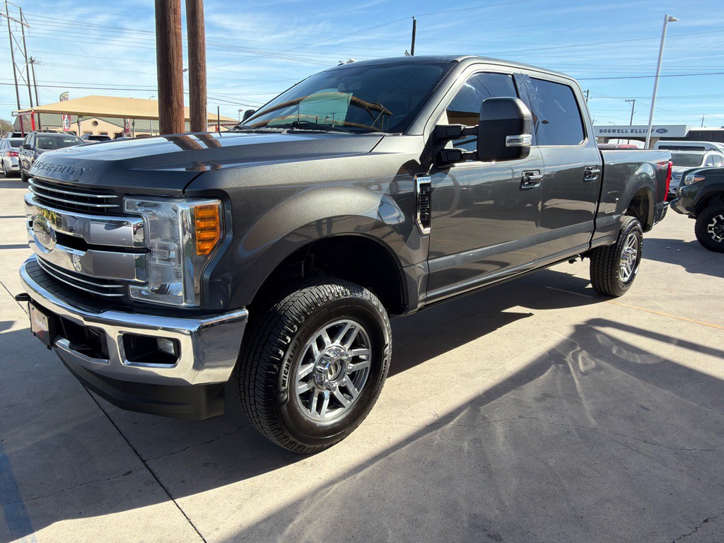 2017 Ford F-250 Image 3
