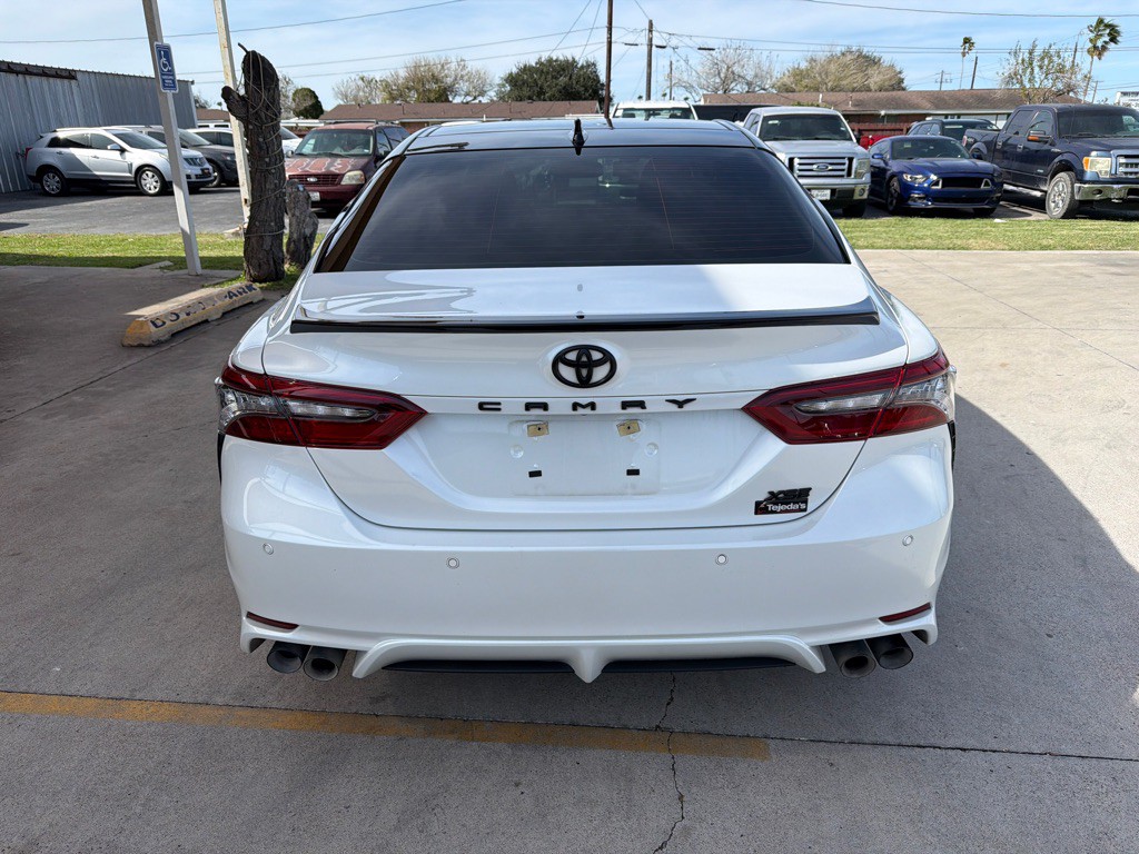 2021 Toyota Camry Image 6