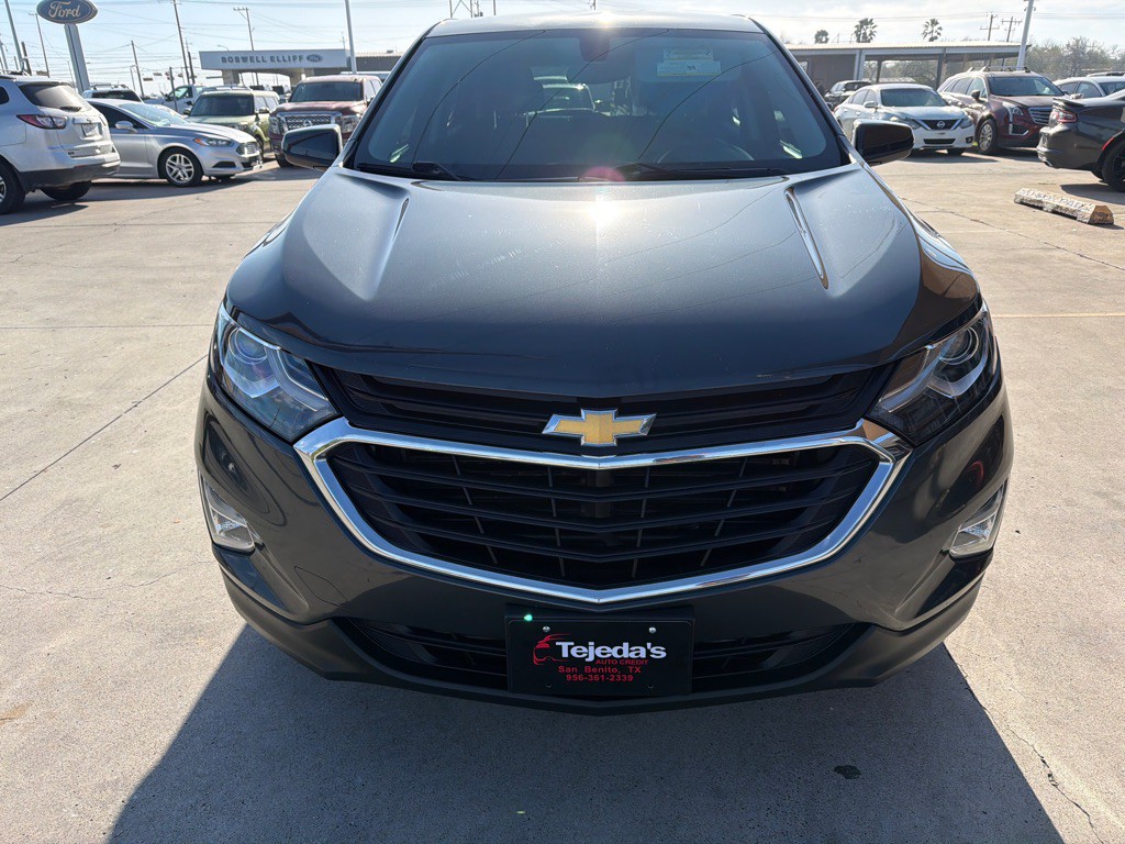 2018 Chevrolet Equinox Image 2