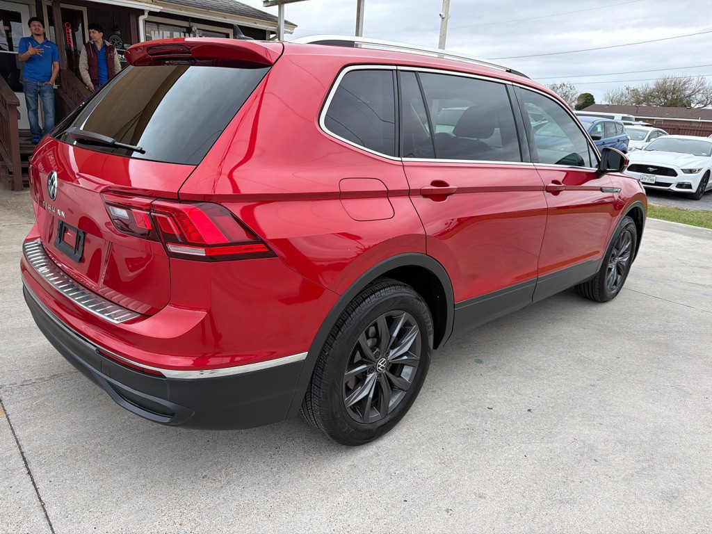 2022 Volkswagen Tiguan Image 8