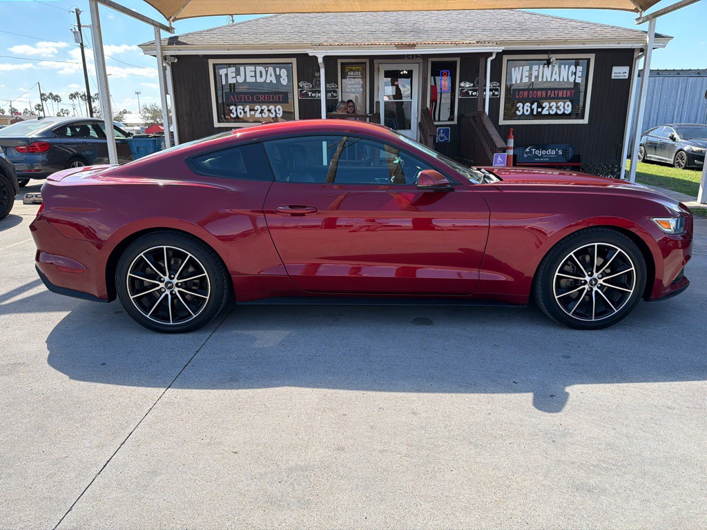 2017 Ford Mustang Image 8