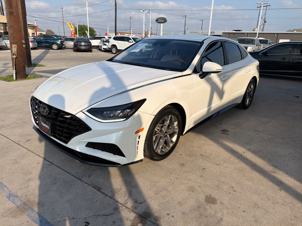 2021 Hyundai Sonata Image 3