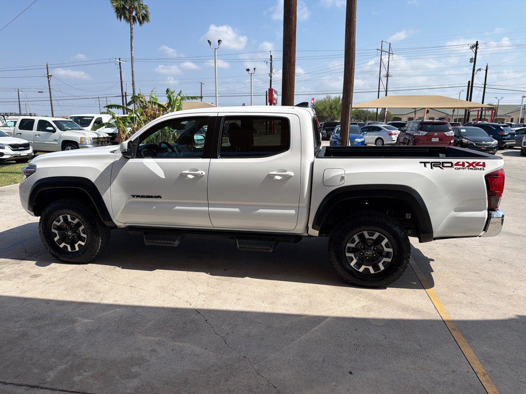 2019 Toyota Tacoma Image 4